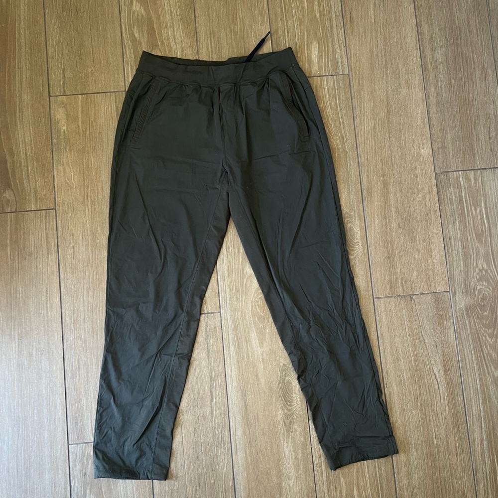 Lululemon Great Wall pant large